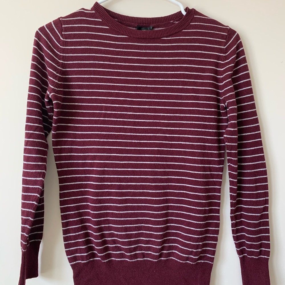 Worthington red and white light sweater